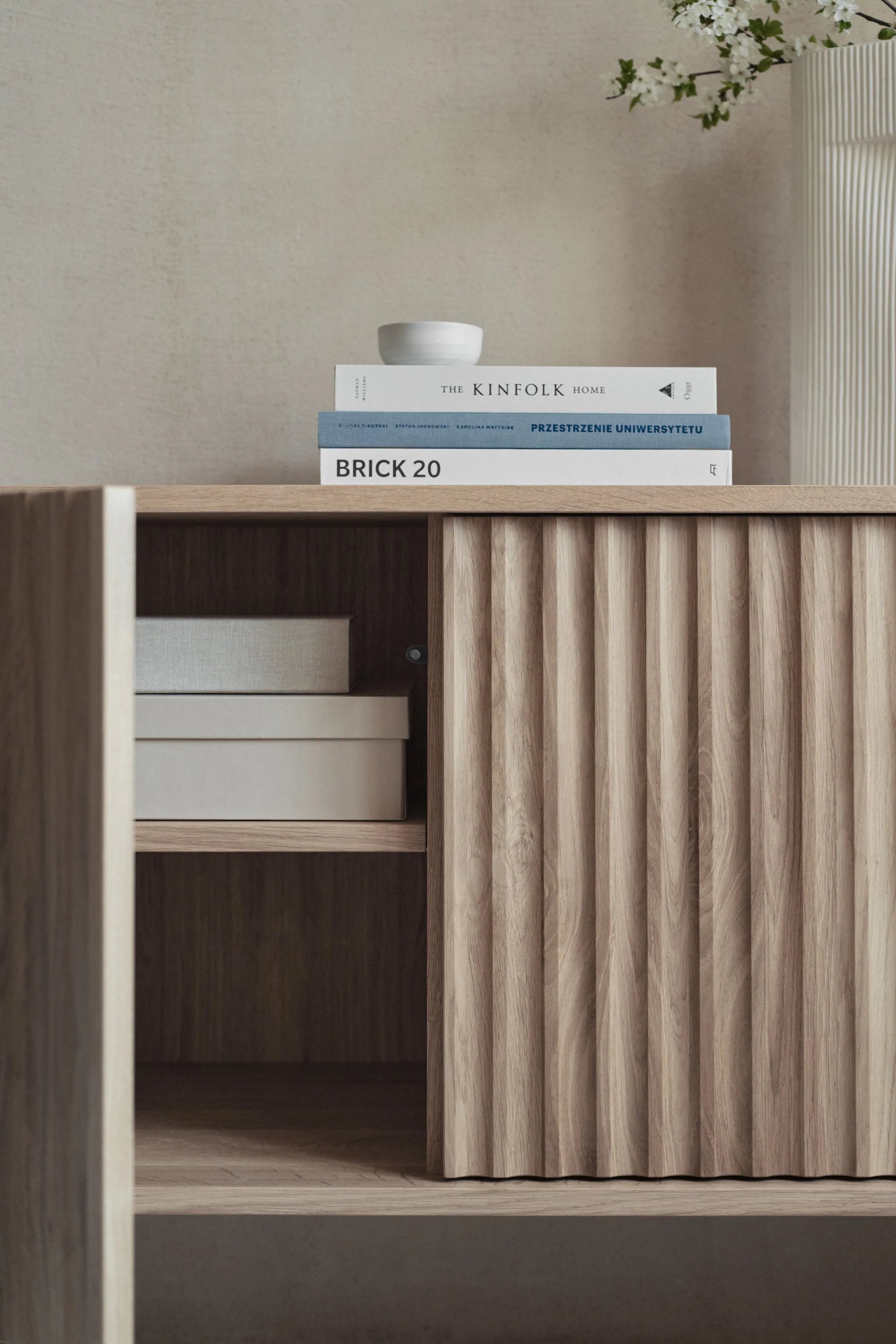 Kommode MAYA dunkles Eichenholz