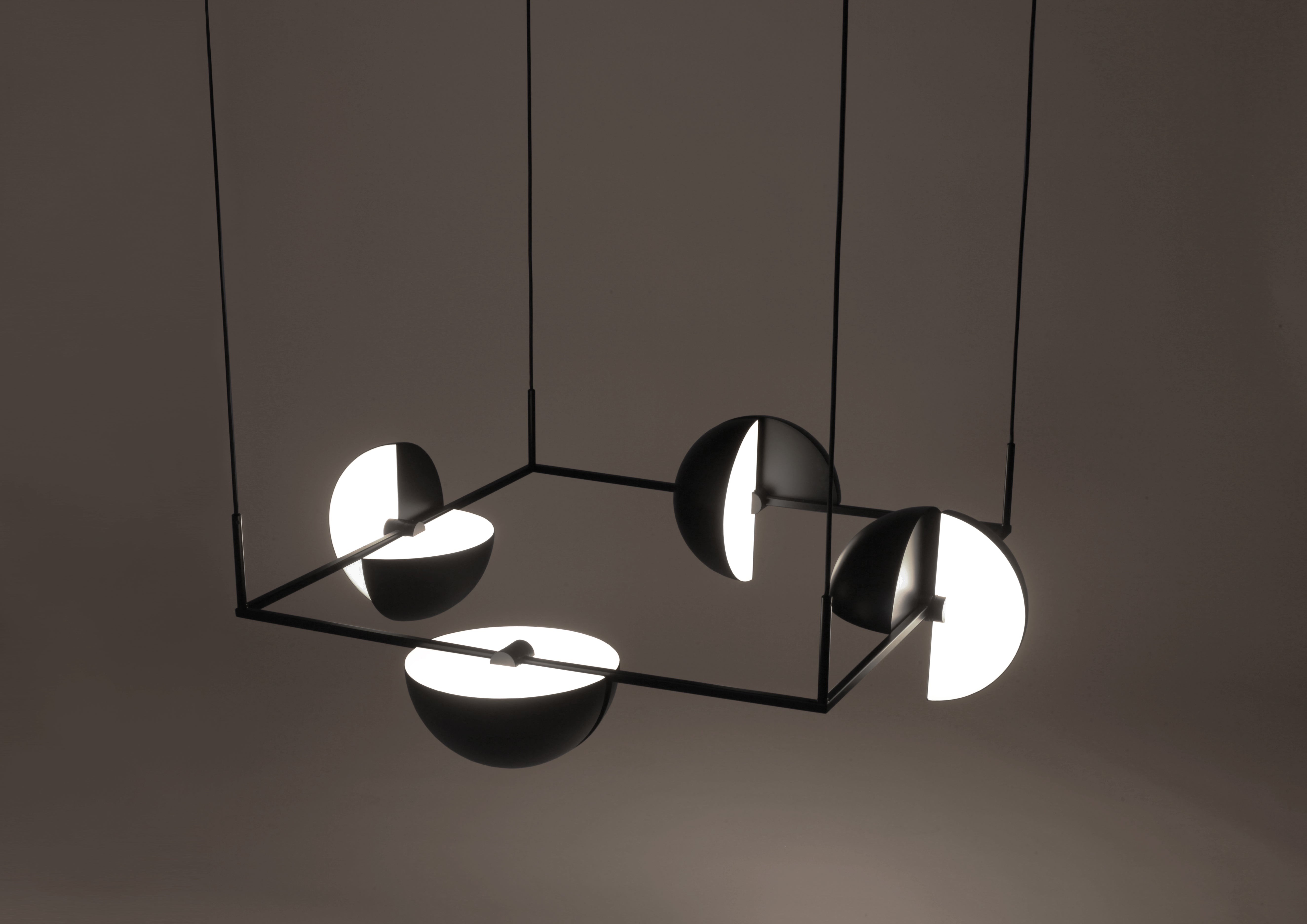 TRAPEZE QUARTETTE black pendant lamp