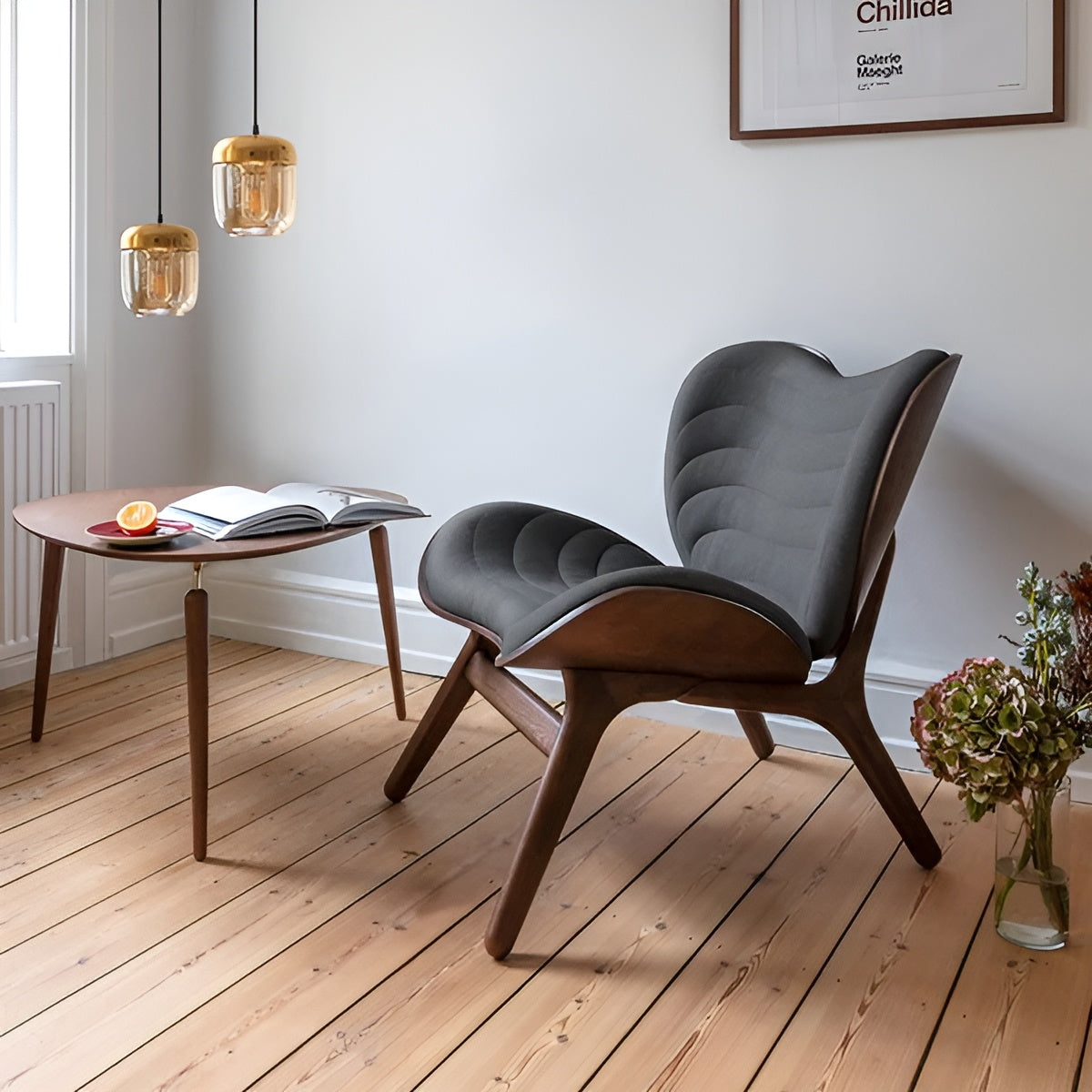 Couchtisch HANG OUT dunkle Eiche mit goldenen Stützen