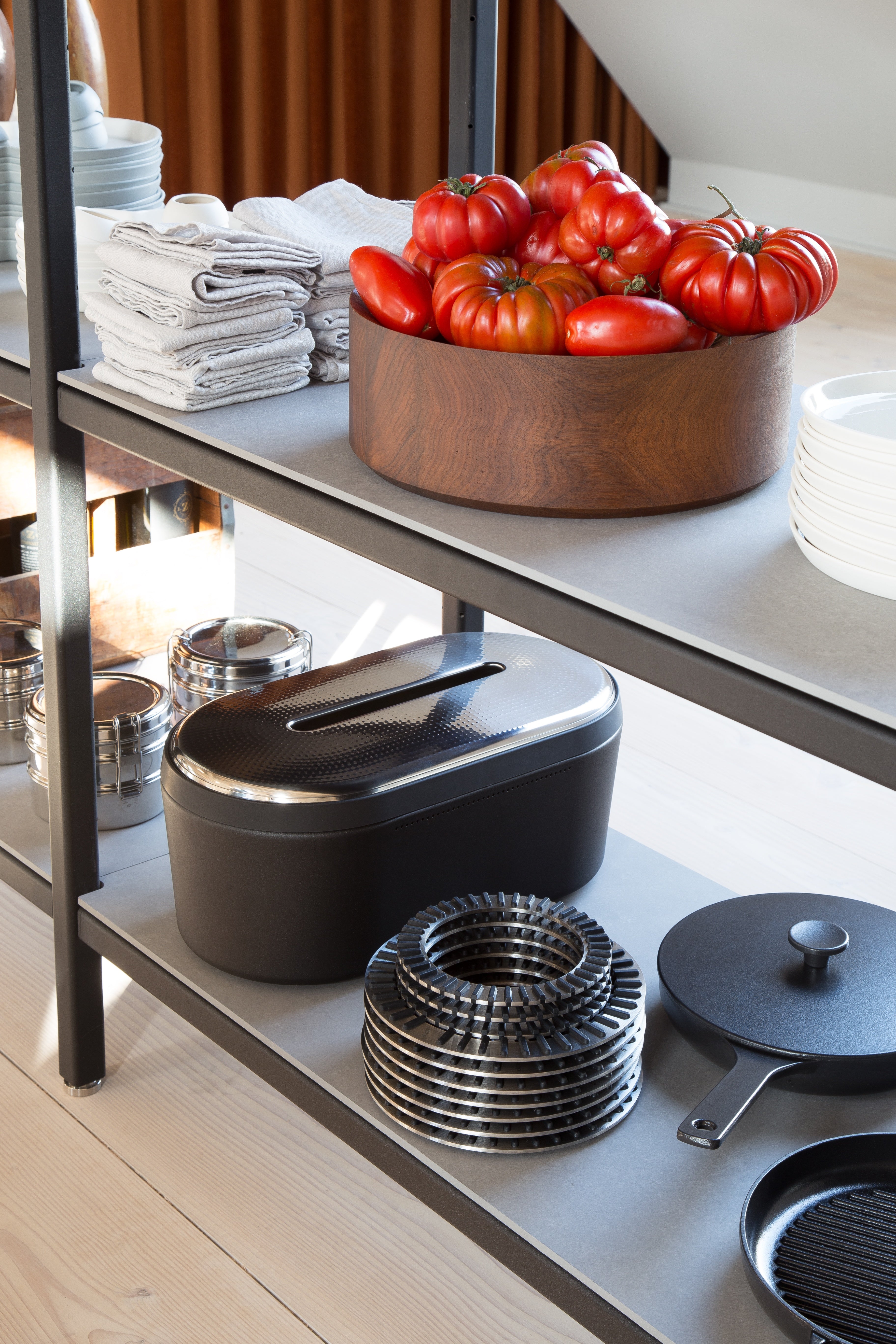 VIPP Black Bread Bin