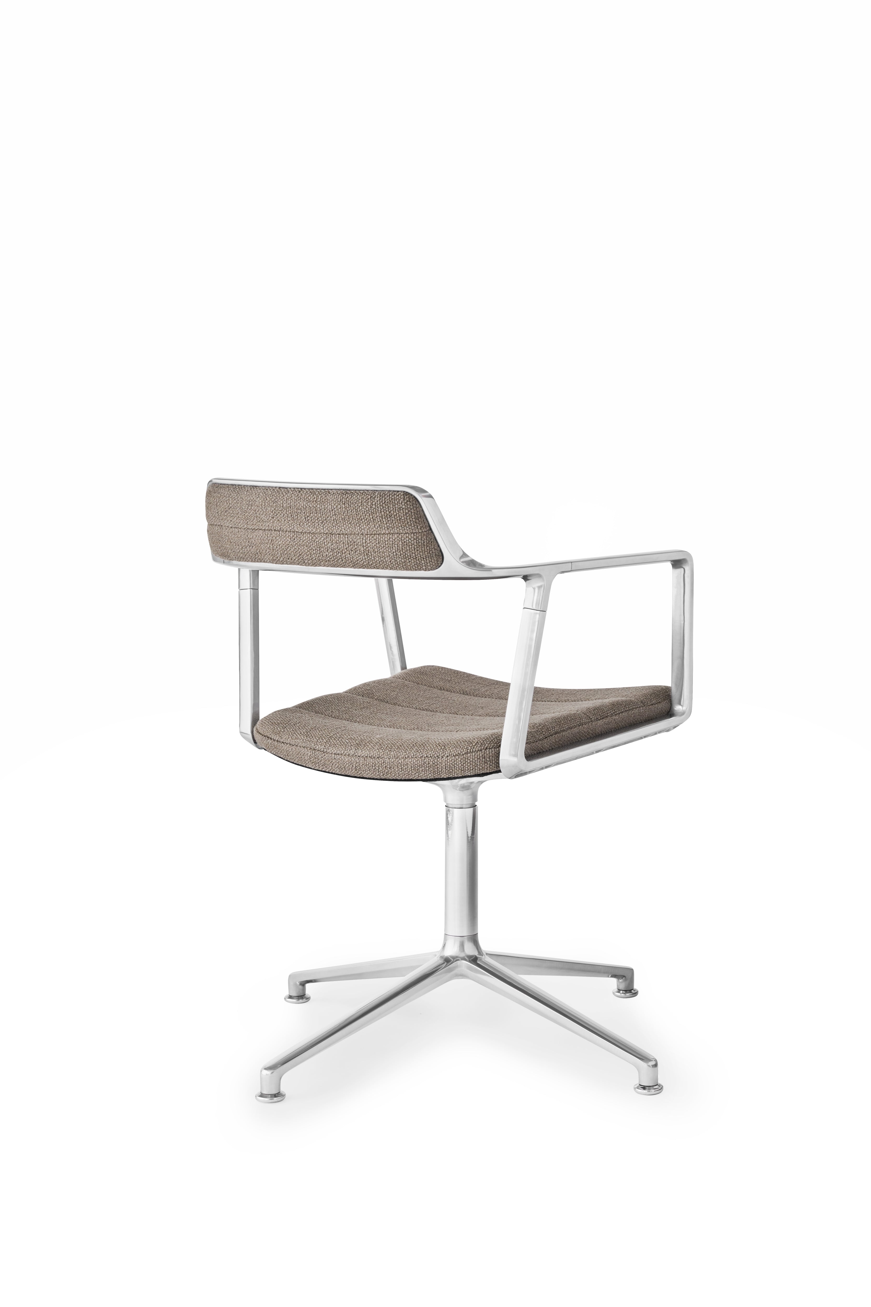 Bürostuhl 452 sandfarbener Stoff mit Metallbasis