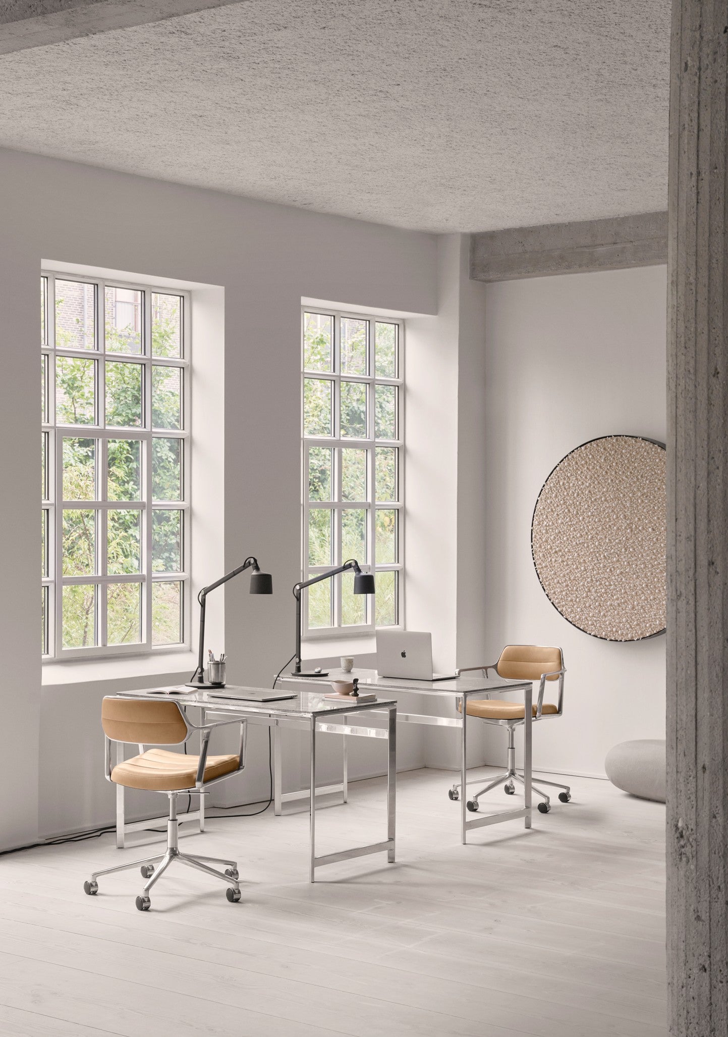 Bürostuhl 453+ schwarze Leder mit Metallbasis