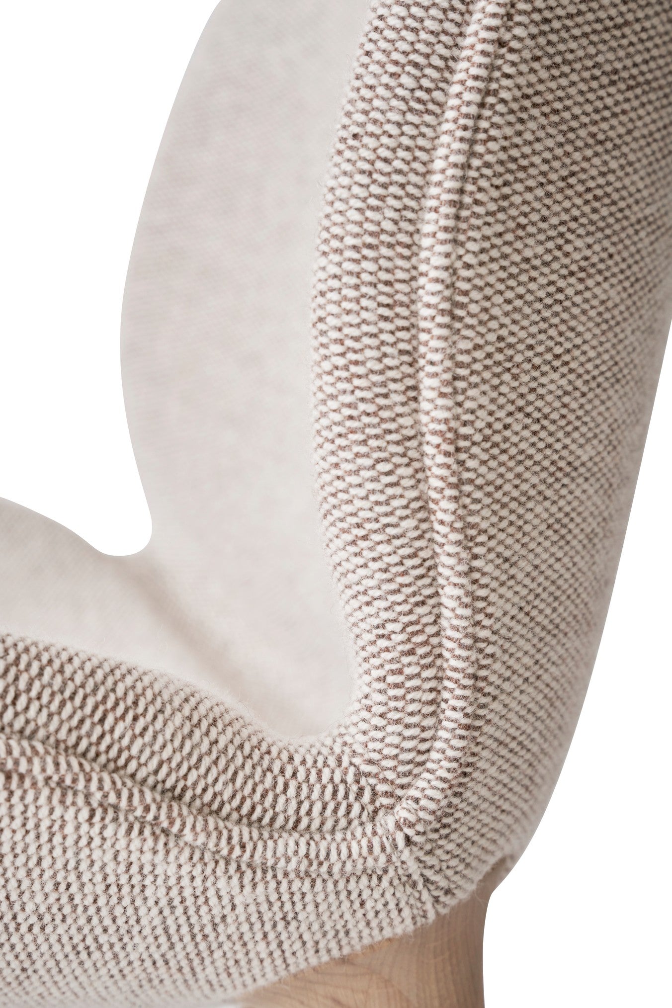 Stuhl LODGE beige mit heller Eichenbasis