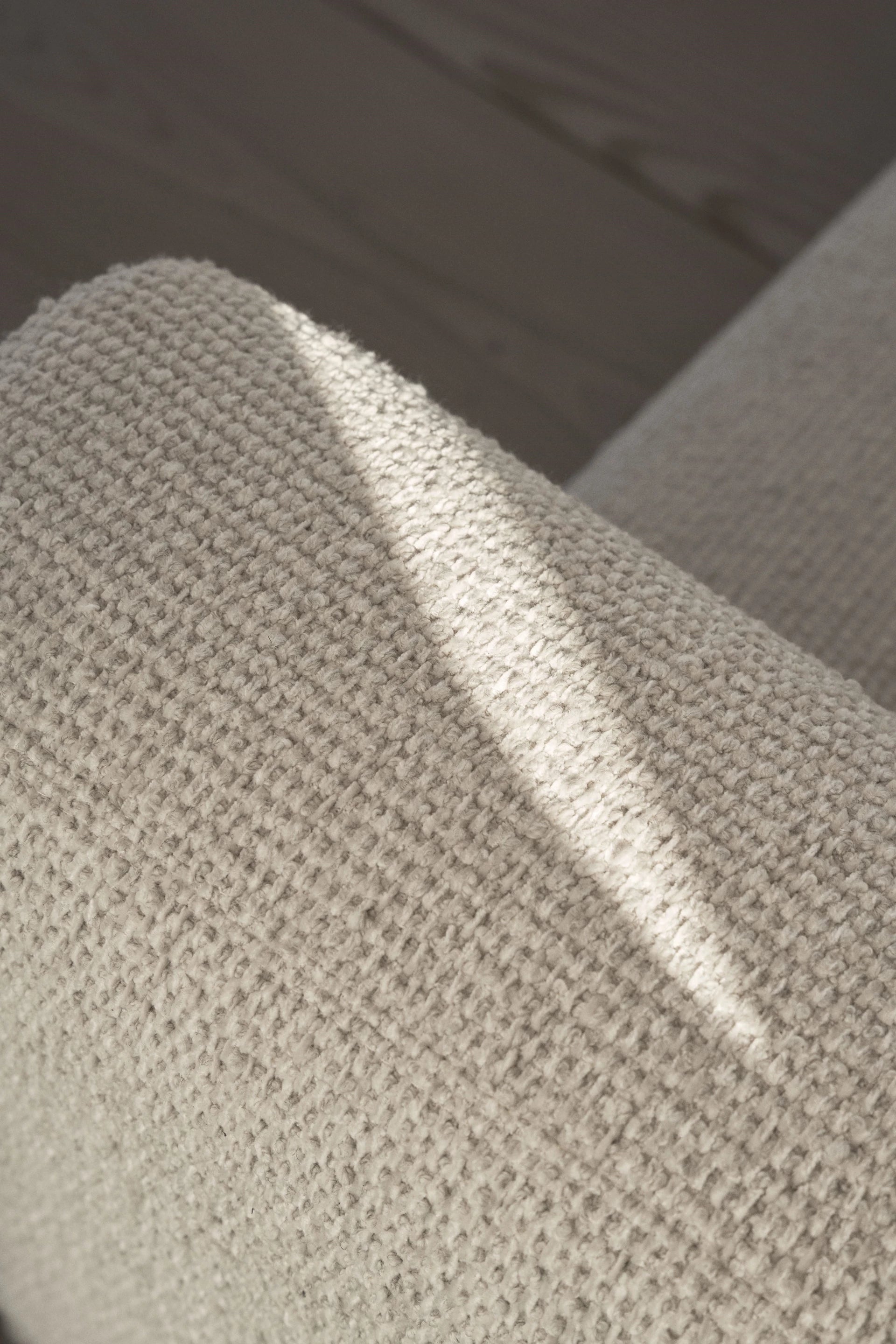 Sofa 3-sitzig CHIMNEY braun Boucle mit schwarzem Gestell
