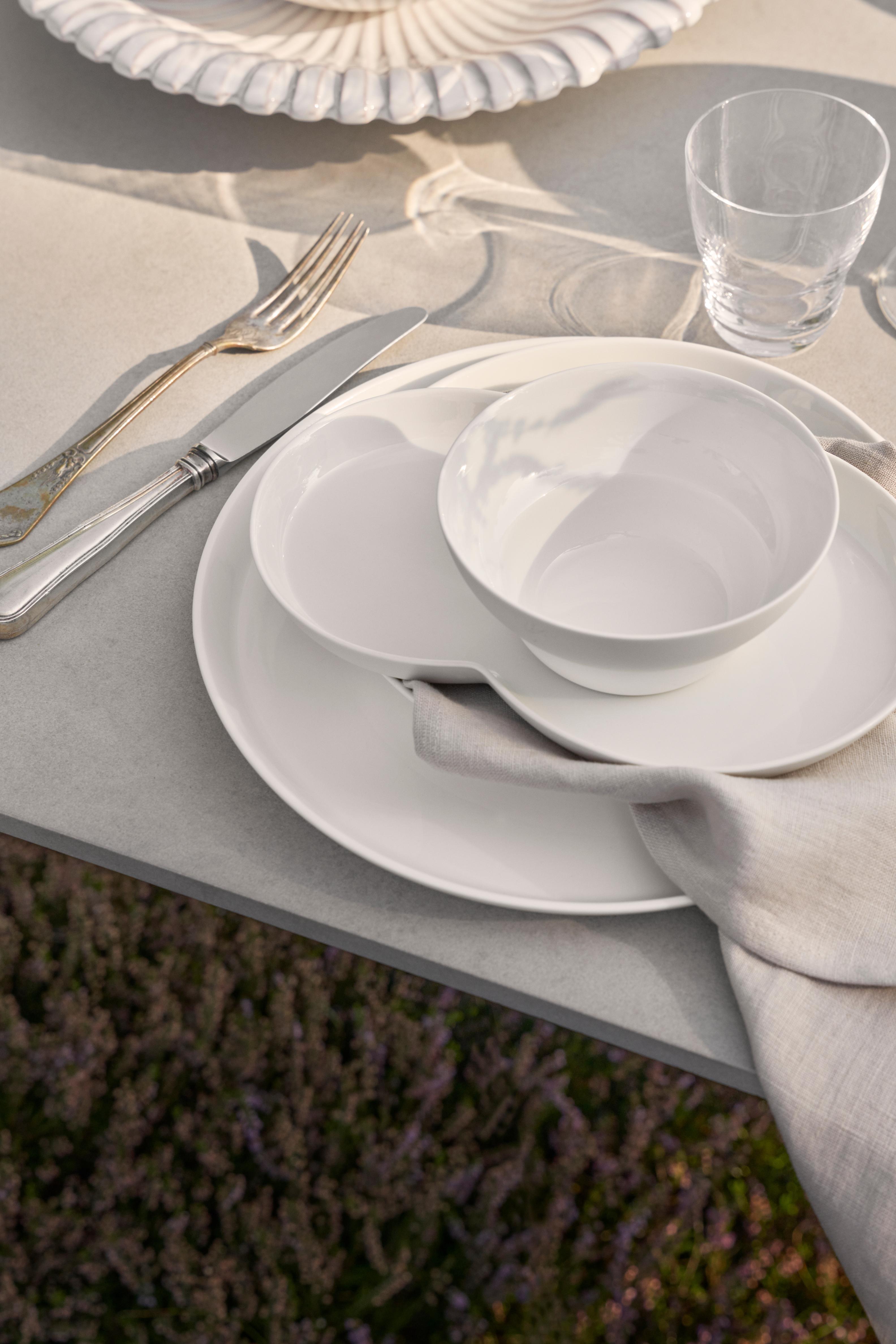 Set aus zwei VIPP-Brunchtellern aus weißem Porzellan
