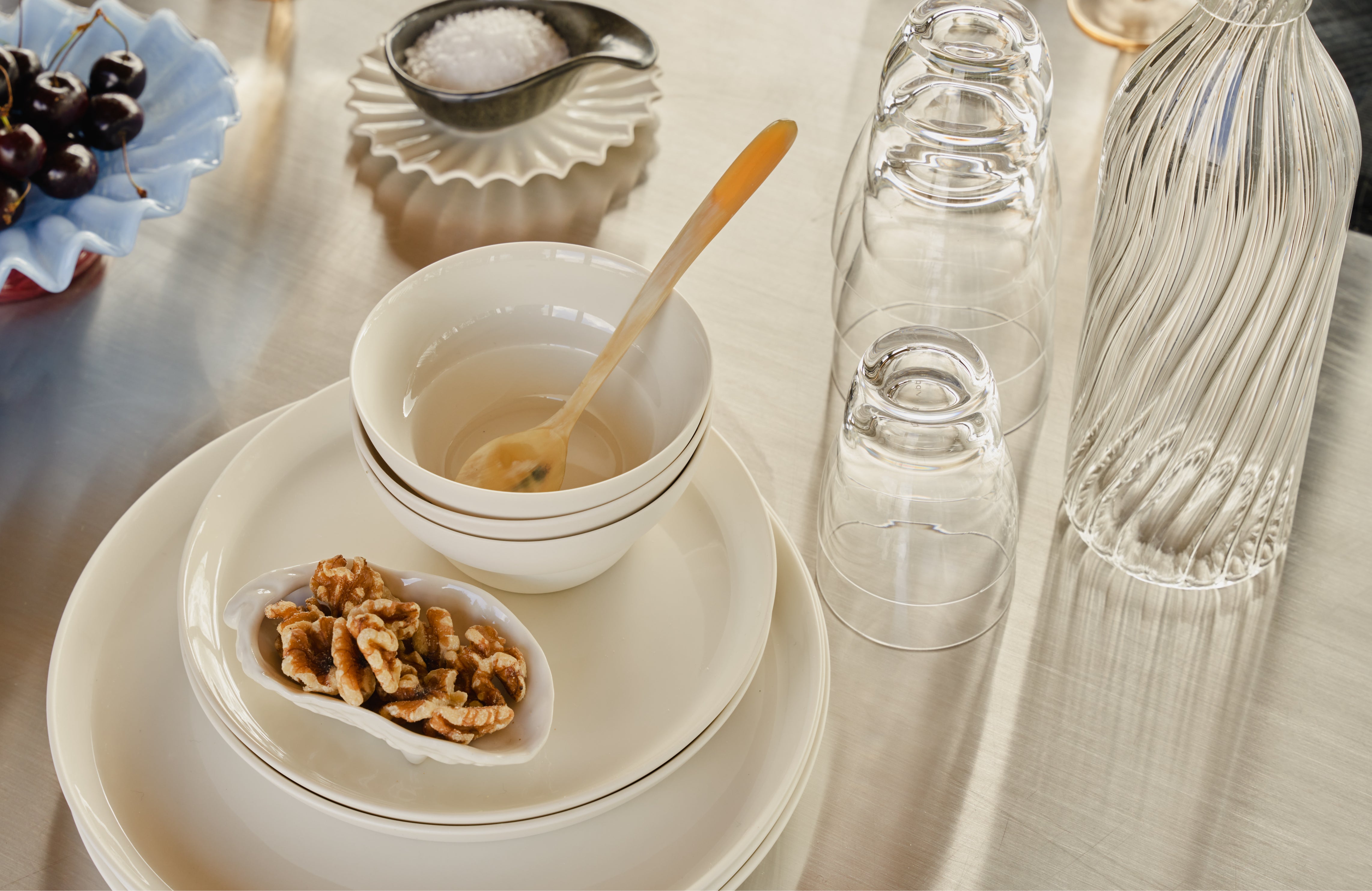 VIPP White Porcelain Bowl Set