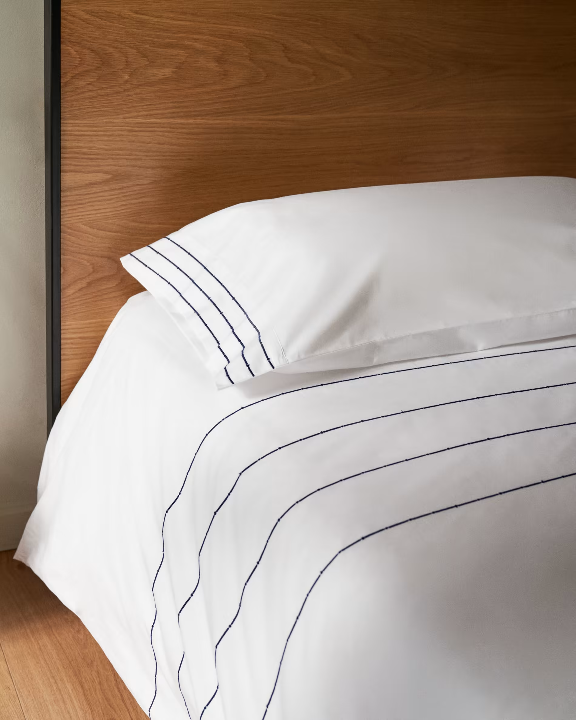 Łóżko TAIANA fornir dębowy – Kave Home