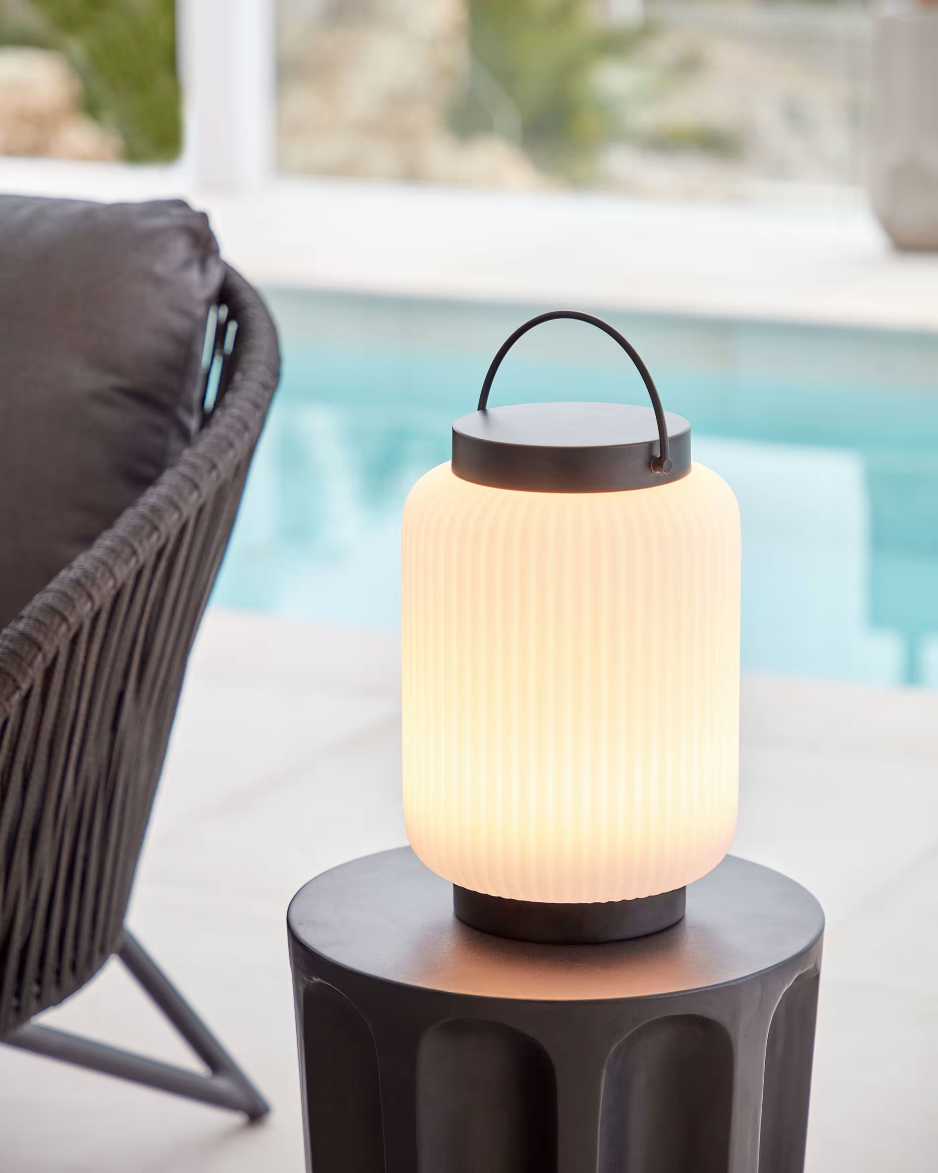 Lampa akumulatorowa VERONA czarny – Kave Home