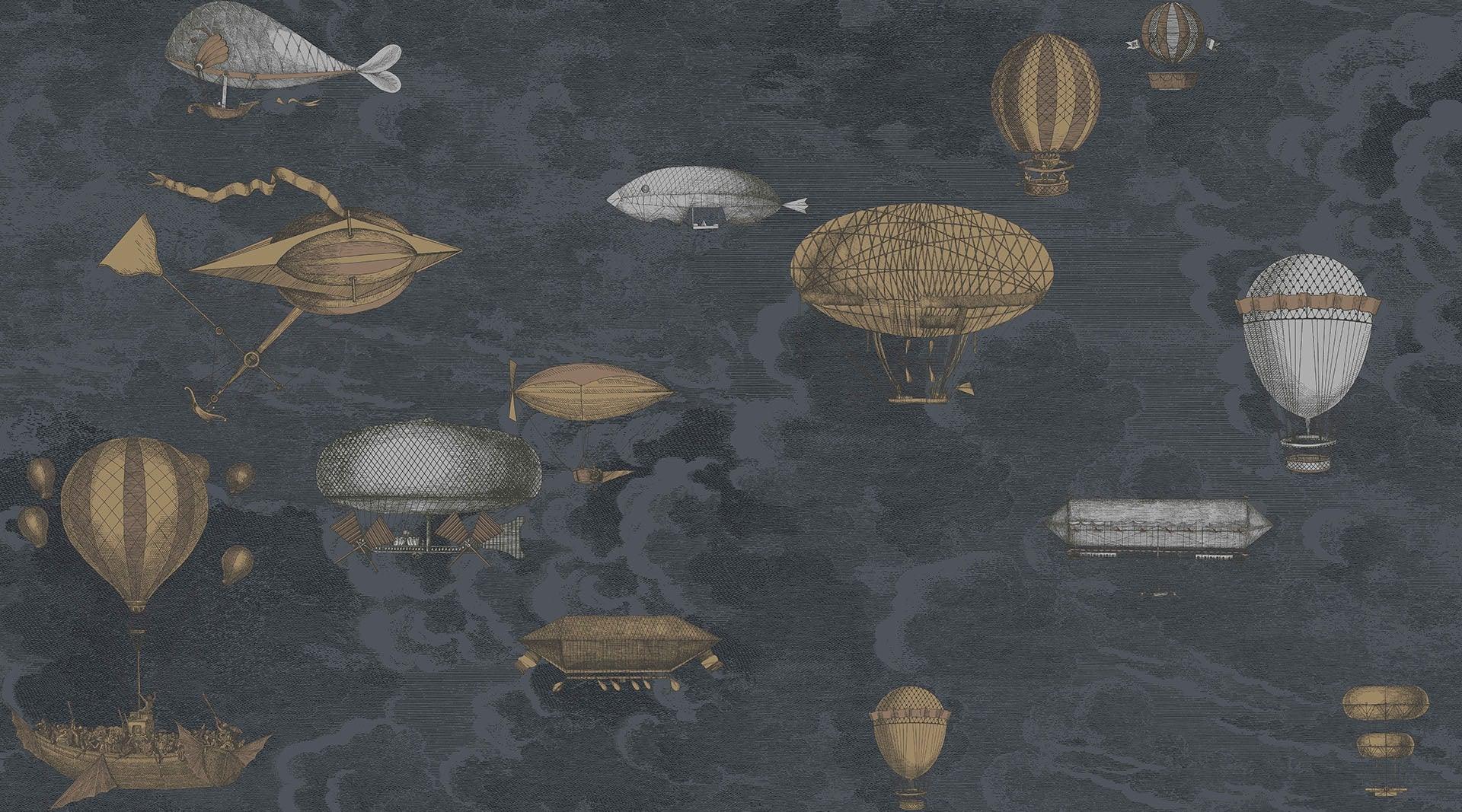 Tapetenset mit dem Motiv fliegender Maschinen FORNASETTI - Macchine Volanti granatblau