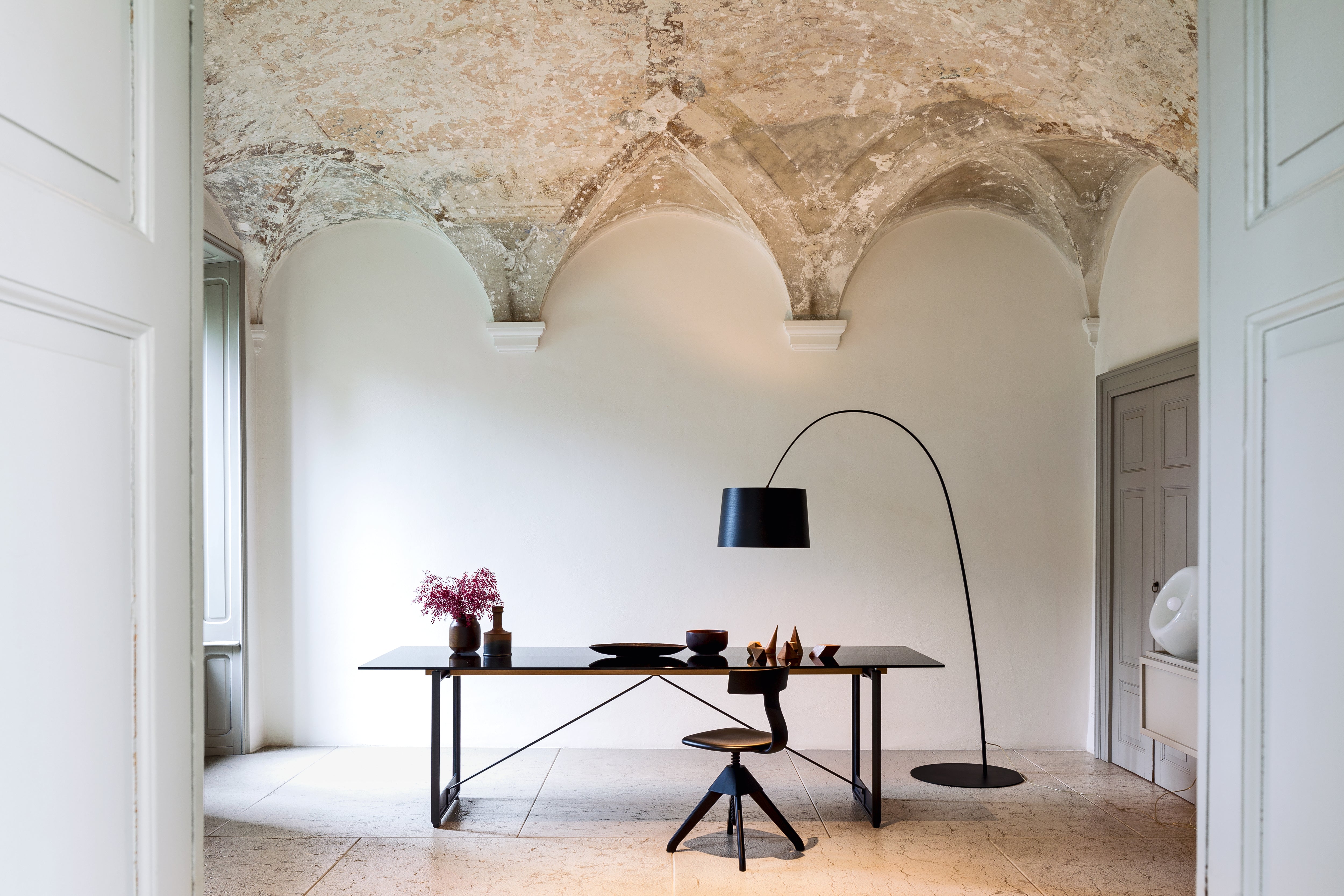 Krzesło TUFFY DZIKA BANDA zielony z drewnem Magis    Eye on Design