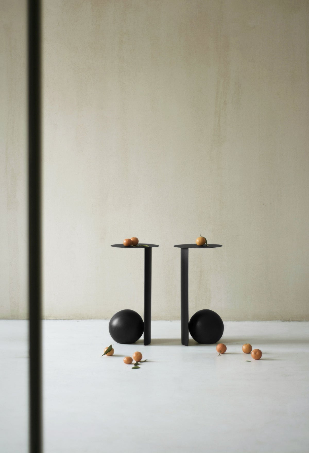 Stolik boczny SION jesion Salak    Eye on Design
