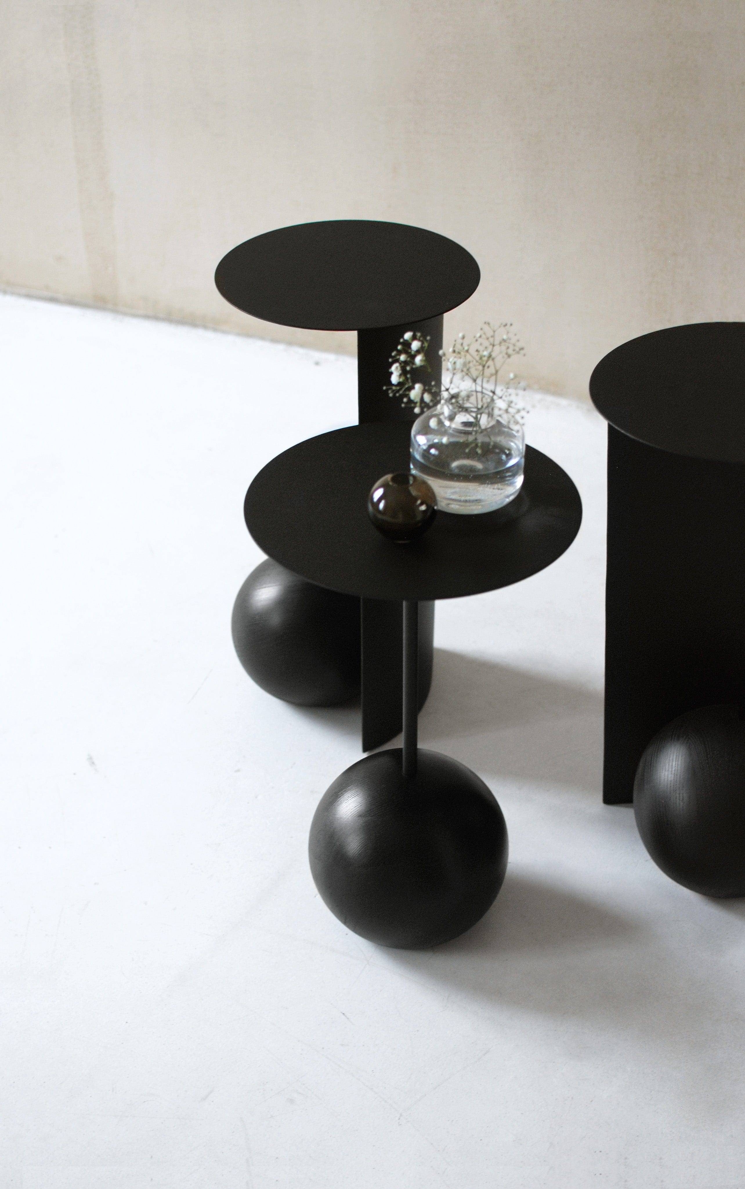 Stolik kawowy SU jesion Salak Czarny   Eye on Design