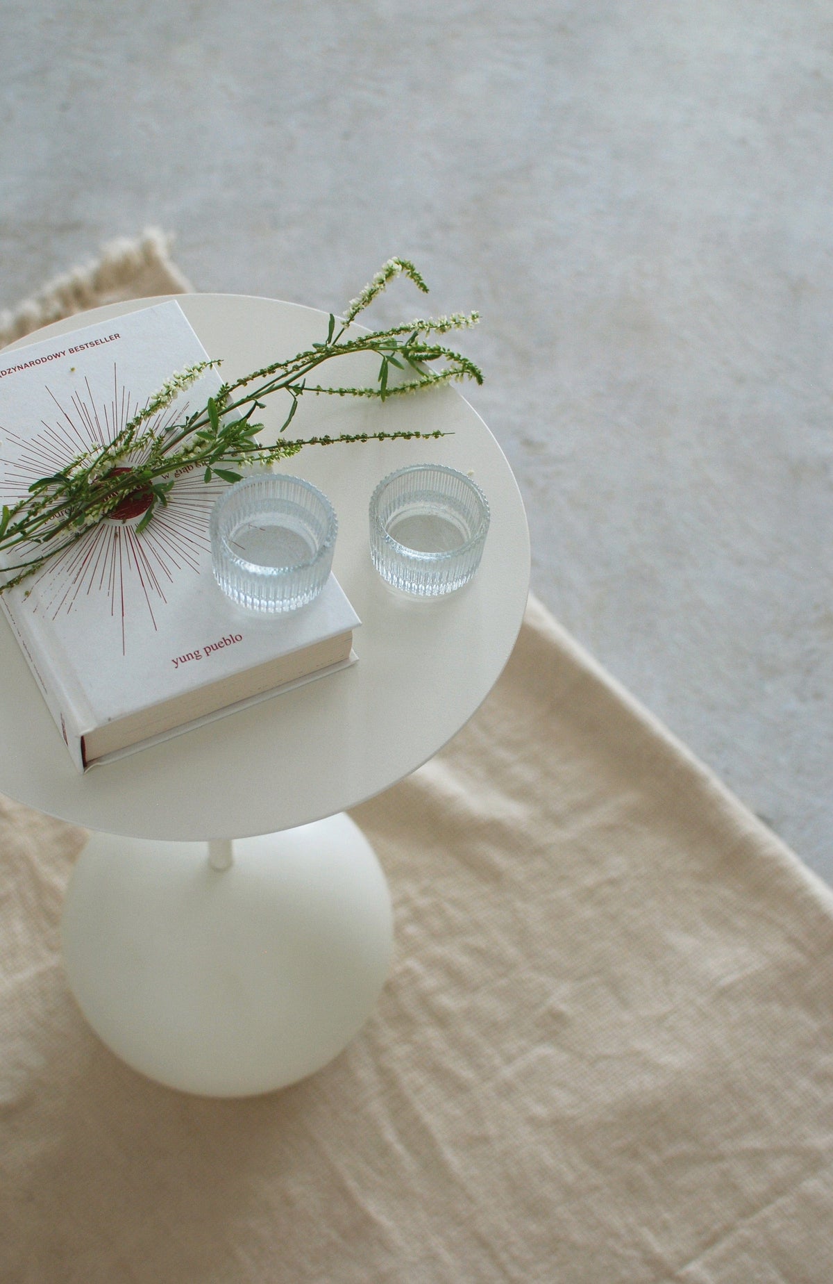 Stolik kawowy SU jesion Salak    Eye on Design
