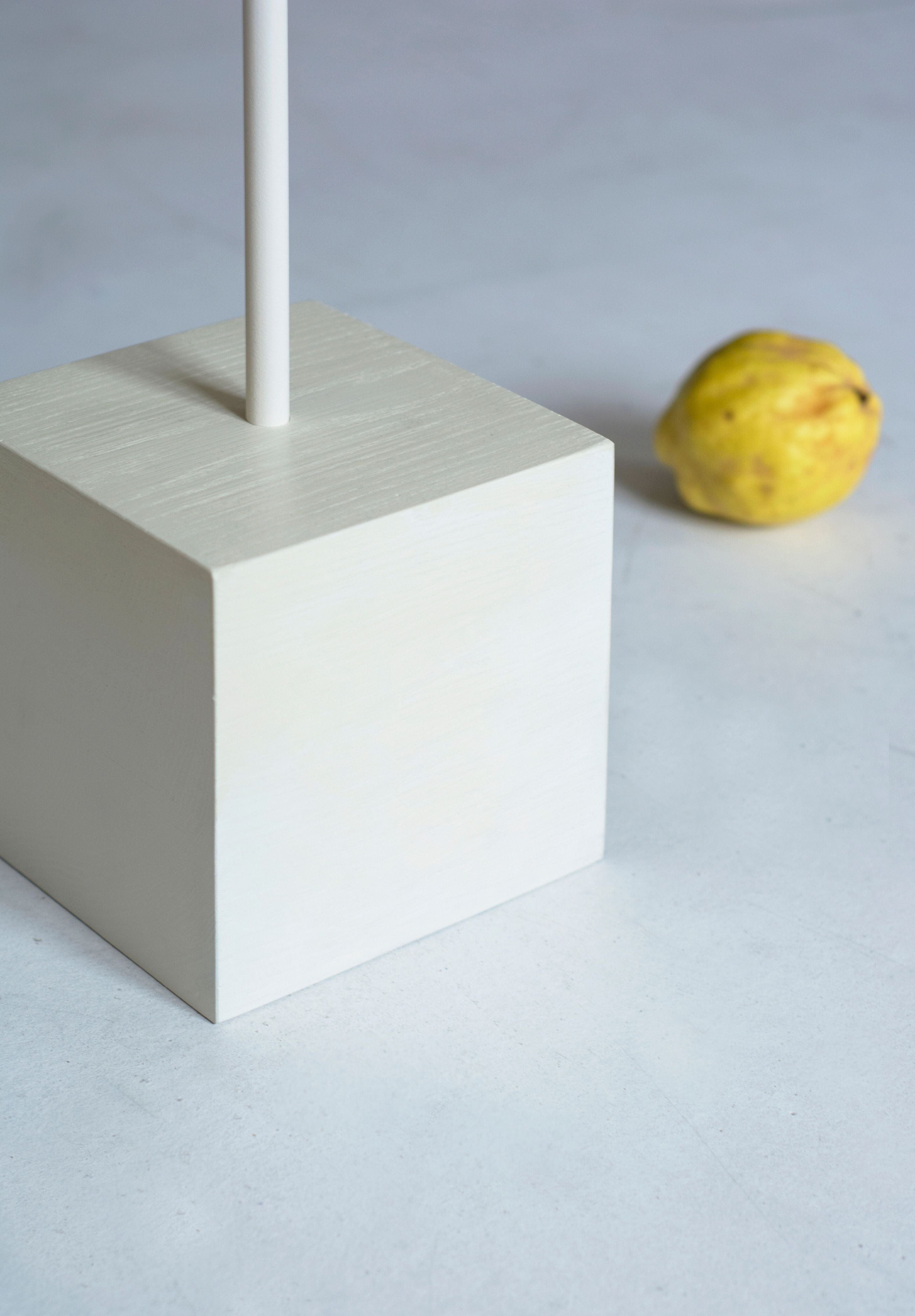 Stolik kawowy ROS jesion Salak Beżowy   Eye on Design