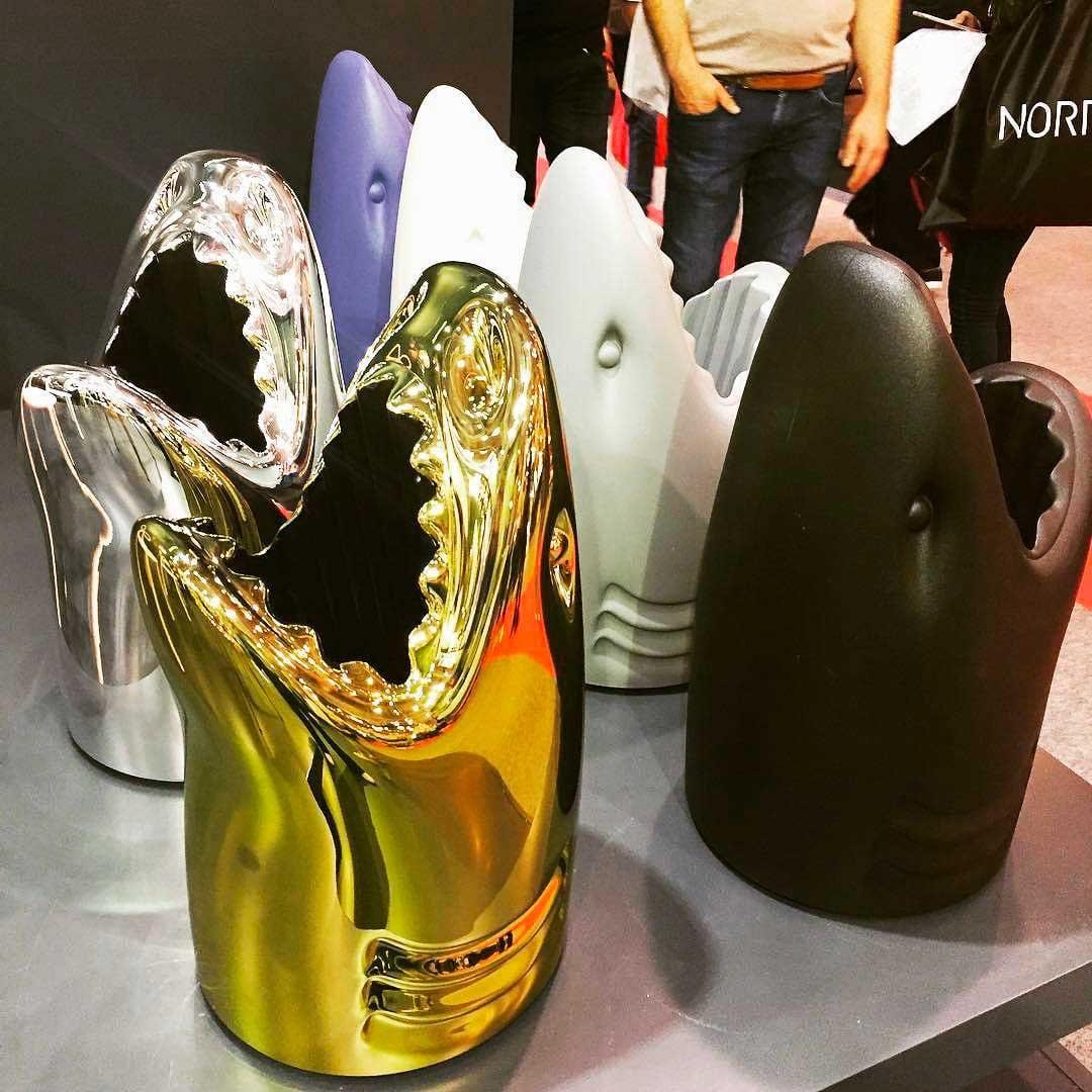 Stojak na parasole KILLER PREMIUM złoty Qeeboo    Eye on Design